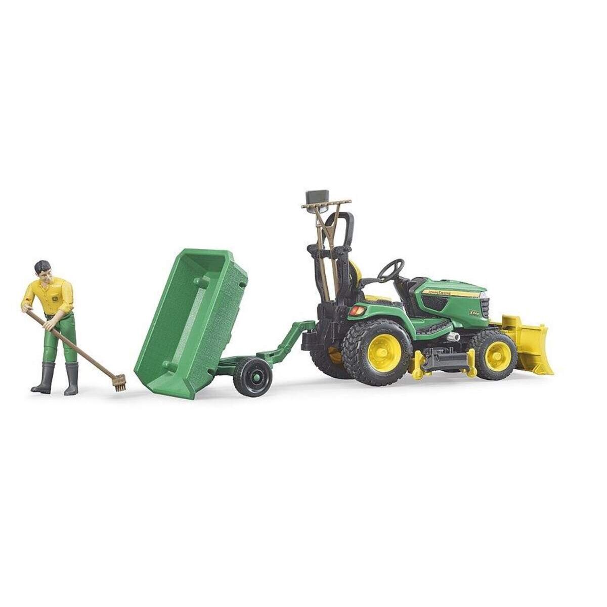 BRUDER® 62104 bworld John Deere Rasentraktor mit Anhänger und Gärtner