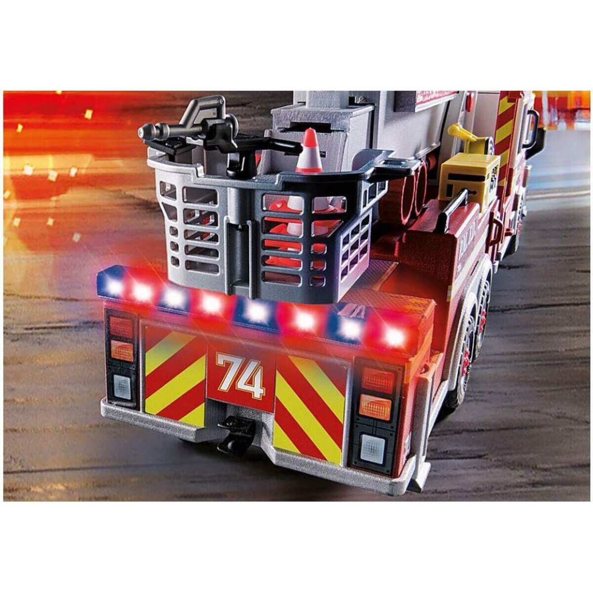 PLAYMOBIL® 70935 City Action Feuerwehr-Fahrzeug: US Tower Ladder