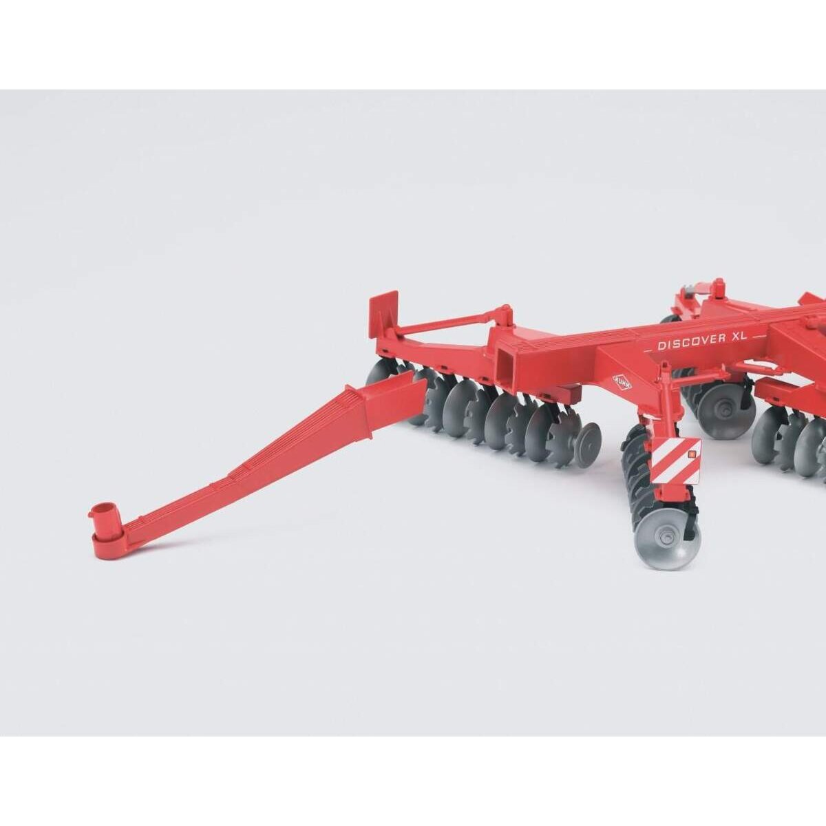 bruder-2217-kuhn-discover-xl-92C773497.jpg