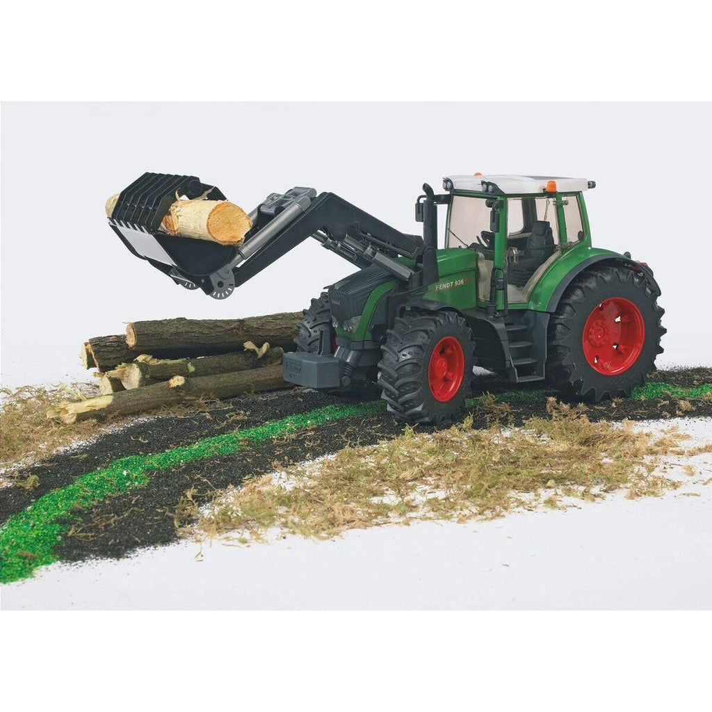 BRUDER® 3041 Fendt 936 Vario Traktor mit Frontlader