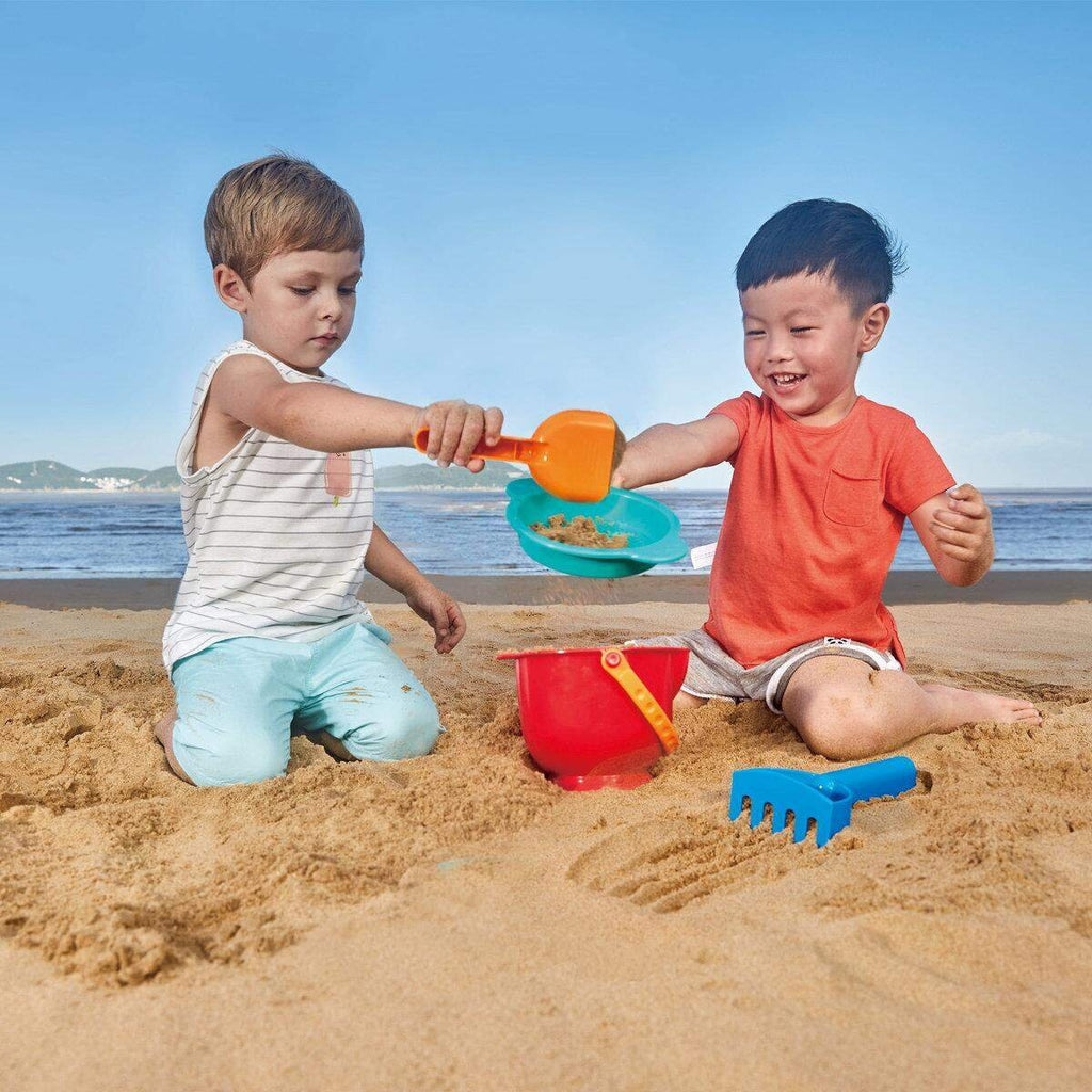 hape-grundausstattung-strandspielzeug-DAC232F82.jpg