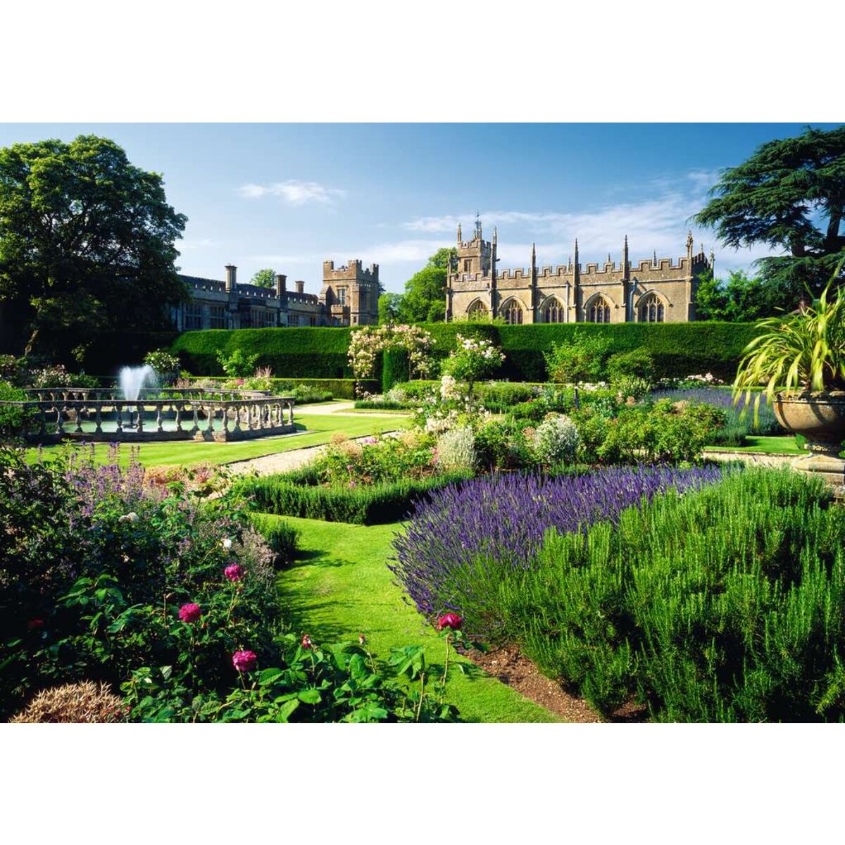 Ravensburger Puzzle - Beautiful Garens: Queen's Garden, Sudeley Castle, England, 1000 Teile